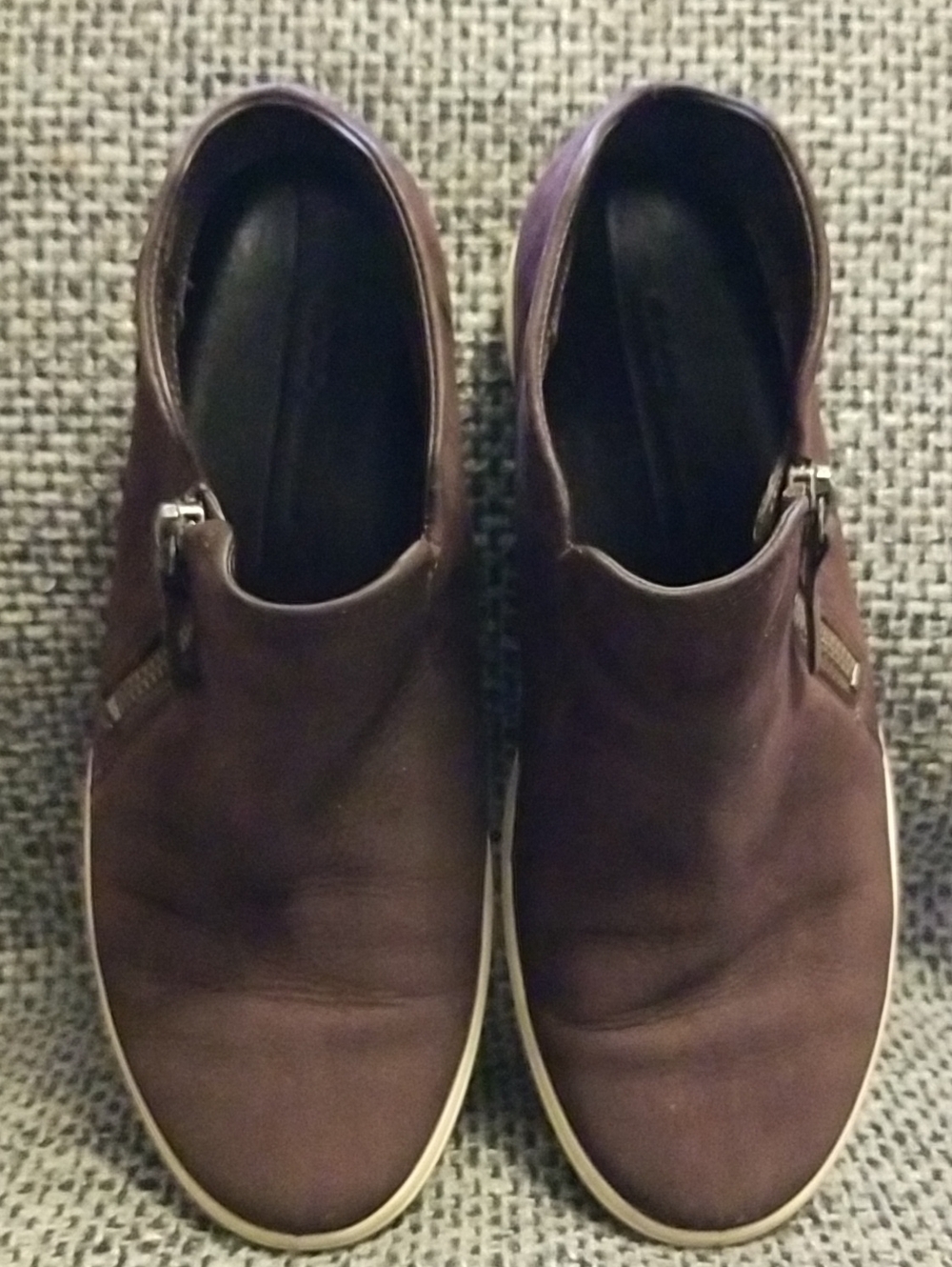 Womens Leather Slip-On Casual Shoes in Deep Purple